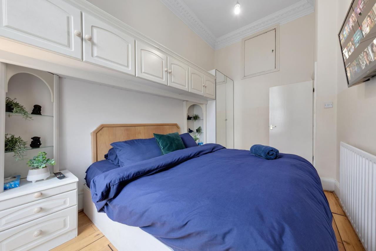 Flat In Baker Street Apartment London Exterior photo